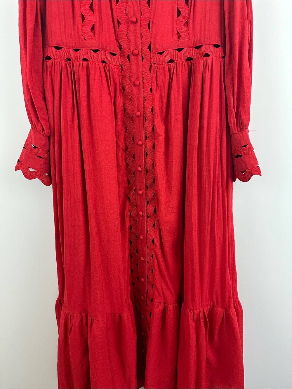 L’ATISTE Red Lace Cutout Maxi Dress 2X Long Sleeve Boho Tiered Button Front - Picture 6 of 9